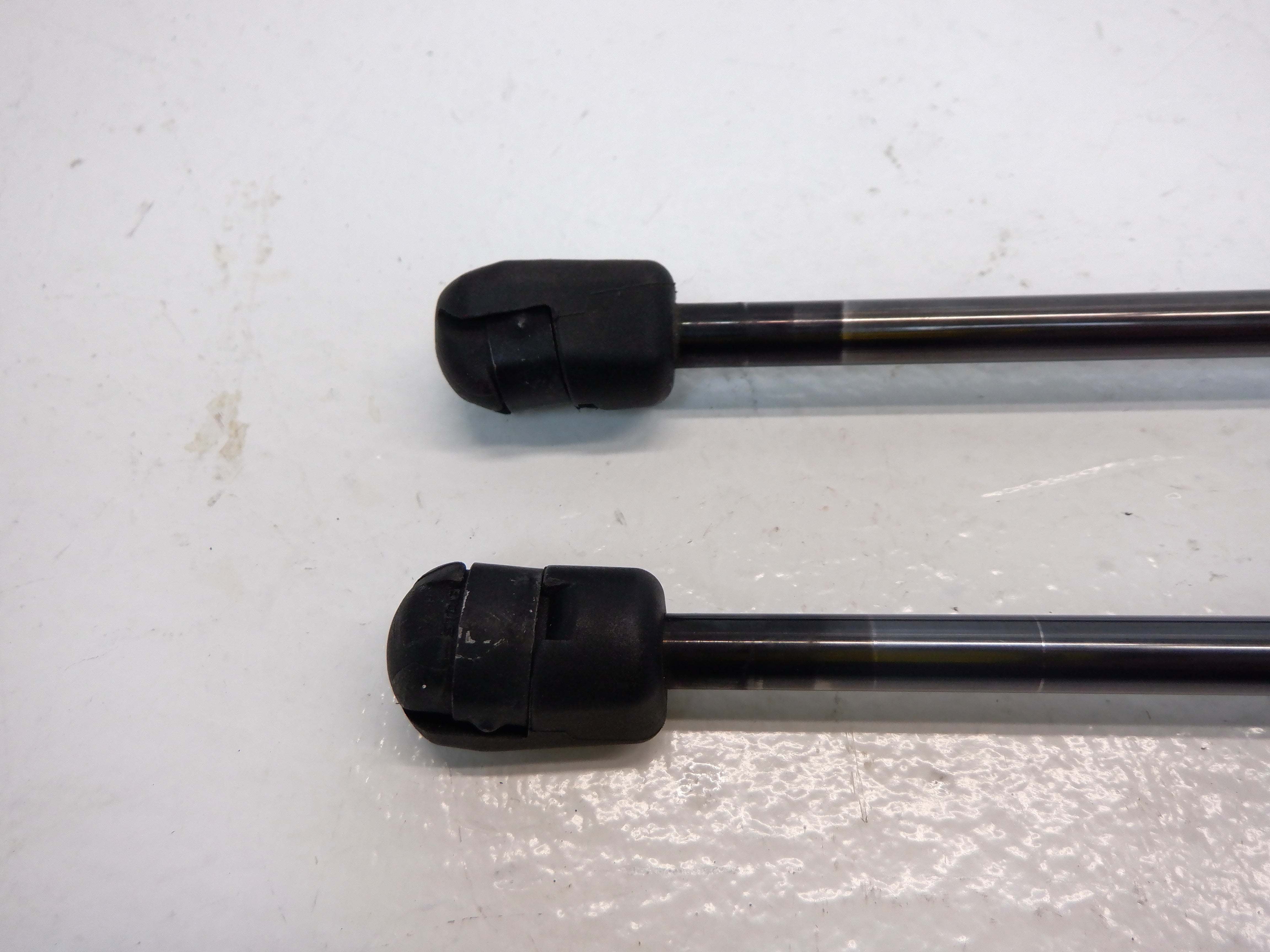 Mini Cooper, Mini Clubman  Rear Split Door Gas Pressurized Spring Struts 51247167442 08-14 R55