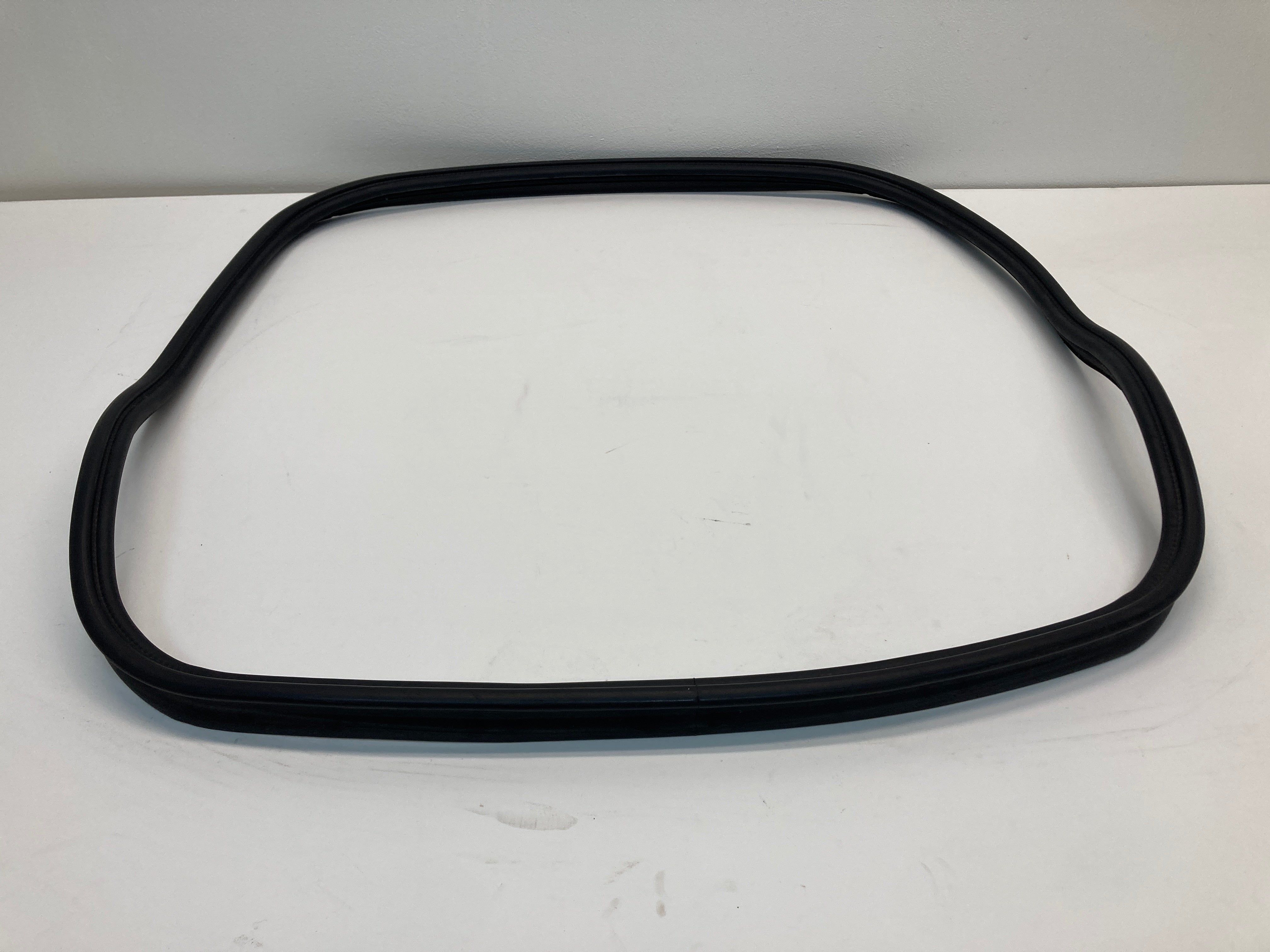 Mini Cooper, Mini Cooper 5 Door Hatch Trunk Lid Seal 51767379602 F55