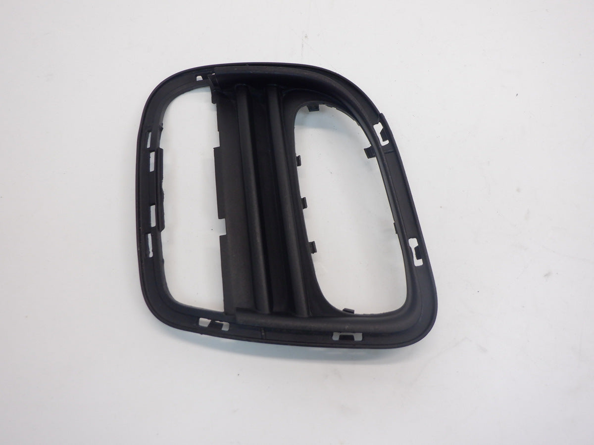 Mini Cooper, Mini Cooper Rear Bumper Right Vent Trim 51120413258 07-15 R56 R57 R58 R59