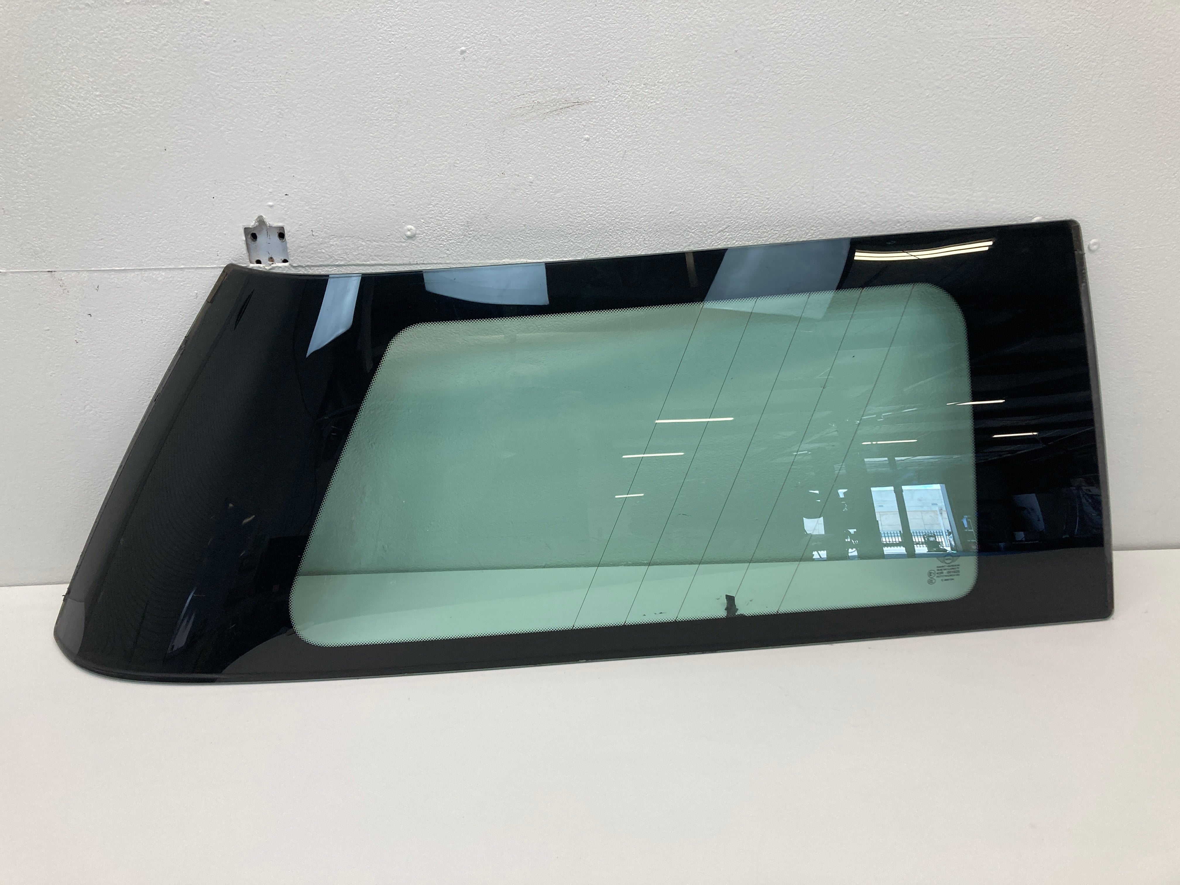 Mini Cooper, Mini Cooper Right Rear Quarter Side Window Glass NAV 51377112302 R50 R53